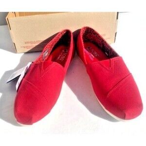 NEW TOMS Women's 8.5 Bright Red Classic Canvas Alpargata Slip On Shoe NWT